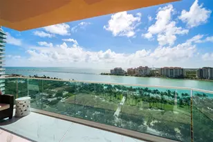 300 South Pointe Dr, Miami Beach, FL 33139 - Photo 35