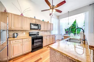 1241 S 13th Ave, Hollywood, FL 33019 - Photo 9