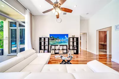 1241 S 13th Ave #1241, Hollywood, FL 33019 - Photo 17