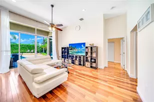 1241 S 13th Ave, Hollywood, FL 33019 - Photo 15