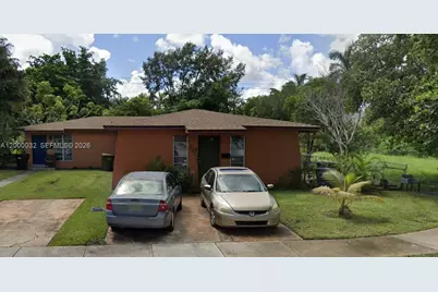 400 NE 142nd St, North Miami, FL 33161 - Photo 13
