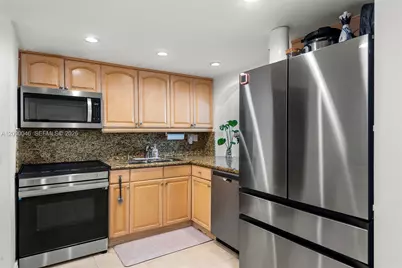 1915 Brickell Ave #C1612, Miami, FL 33129 - Photo 13