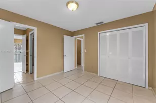 3868 SW 107th Ave, Miami, FL 33165 - Photo 19