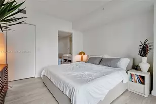 45 SW 9th St, Miami, FL 33130 - Photo 19