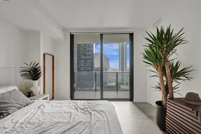 45 SW 9th St #1803, Miami, FL 33130 - Photo 21