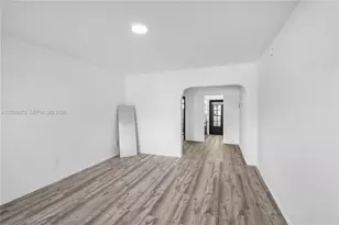 717 Espanola Way, Miami Beach, FL 33139 - Photo 9