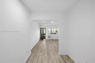 717 Espanola Way, Miami Beach, FL 33139 - Photo 5