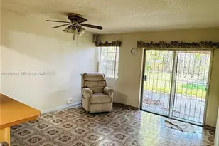 490 E 45th St, Hialeah, FL 33013 - Photo 9