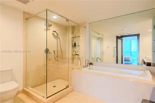 495 Brickell Ave, Miami, FL 33131 - Photo 15