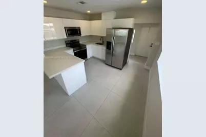 850 NW 109th St, Miami, FL 33168 - Photo 3
