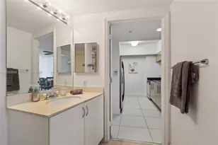 1750 N Bayshore Dr, Miami, FL 33137 - Photo 29