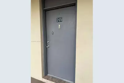 3091 NW 46th Ave #205C, Lauderdale Lakes, FL 33313 - Photo 3