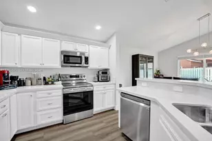 1063 Cedar Falls Dr, Weston, FL 33327 - Photo 37