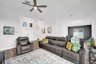 1063 Cedar Falls Dr, Weston, FL 33327 - Photo 17