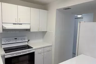 8231 NW 8th St, Miami, FL 33126 - Photo 3