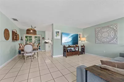 11740 NW 33rd St, Sunrise, FL 33323 - Photo 7