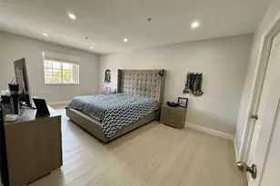 17455 NW 75th Pl, Hialeah, FL 33015 - Photo 9