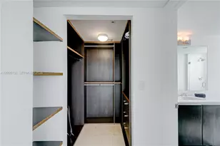 665 NE 25th St, Miami, FL 33137 - Photo 35