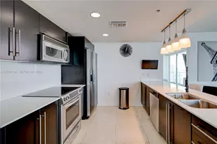 665 NE 25th St, Miami, FL 33137 - Photo 15