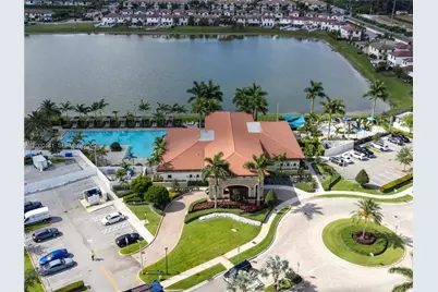 3347 W 106th Ter, Hialeah, FL 33018 - Photo 13