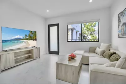 944 Jefferson Ave #7, Miami Beach, FL 33139 - Photo 1