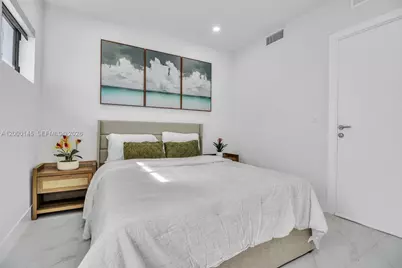 944 Jefferson Ave #7, Miami Beach, FL 33139 - Photo 13