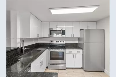 9821 Nob Hill Ct #9821, Sunrise, FL 33351 - Photo 11