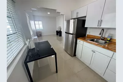 8415 Harding Ave #9, Miami Beach, FL 33141 - Photo 5