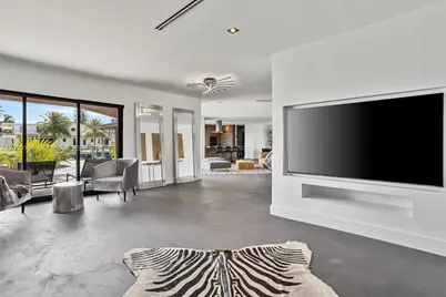 1982 NE 119th Rd, North Miami, FL 33181 - Photo 21