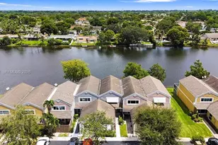 1441 NW 122nd Terrace, Pembroke Pines, FL 33026 - Photo 17