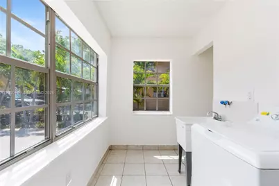 15 SW 6th St, Dania Beach, FL 33004 - Photo 19