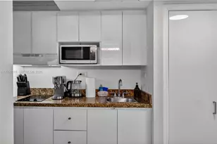 19201 Collins Ave, Sunny Isles Beach, FL 33160 - Photo 29