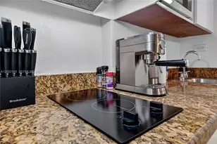 19201 Collins Ave, Sunny Isles Beach, FL 33160 - Photo 17