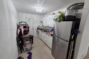 720 SW 6th St, Homestead, FL 33030 - Photo 9