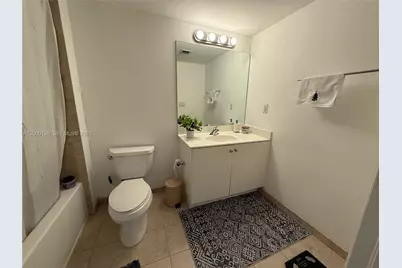 111 E Flagler St #707, Miami, FL 33131 - Photo 9