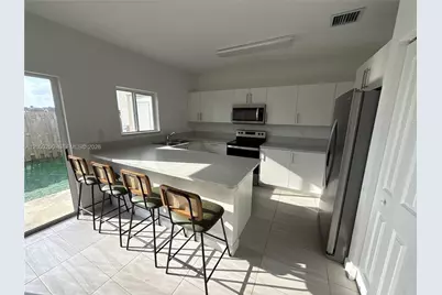 412 NW 12th Pl, Florida City, FL 33034 - Photo 1