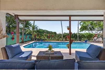 15620 Gauntlet Hall Mnr, Davie, FL 33331 - Photo 65