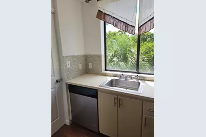 4222 Inverrary Blvd #4215, Lauderhill, FL 33319 - Photo 5