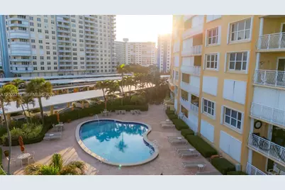 328 N Ocean Blvd #707, Pompano Beach, FL 33062 - Photo 37