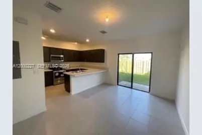 11833 SW 245th Ter, Homestead, FL 33032 - Photo 5