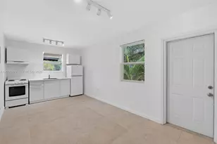 3676 Oak Ave, Miami, FL 33133 - Photo 3