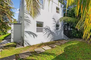 3676 Oak Ave, Miami, FL 33133 - Photo 15