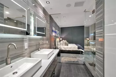 1100 Biscayne Blvd #6001, Miami, FL 33132 - Photo 31