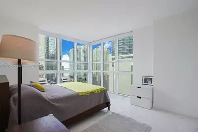 951 Brickell Ave #1410, Miami, FL 33131 - Photo 7