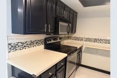 13505 NE 23rd Ct, North Miami, FL 33181 - Photo 9