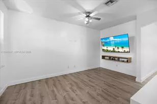 15385 SW 51st St, Davie, FL 33331 - Photo 19