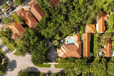 475 Amalfi Ave, Coral Gables, FL 33146 - Photo 37