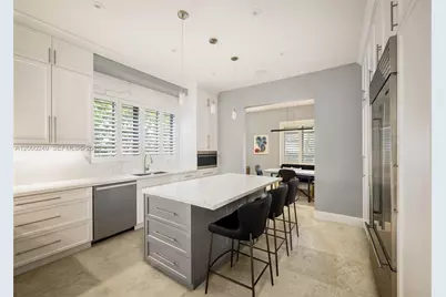 475 Amalfi Ave, Coral Gables, FL 33146 - Photo 15