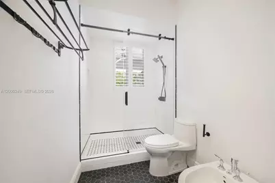 475 Amalfi Ave, Coral Gables, FL 33146 - Photo 29