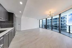 45 SW 9th St, Miami, FL 33130 - Photo 3